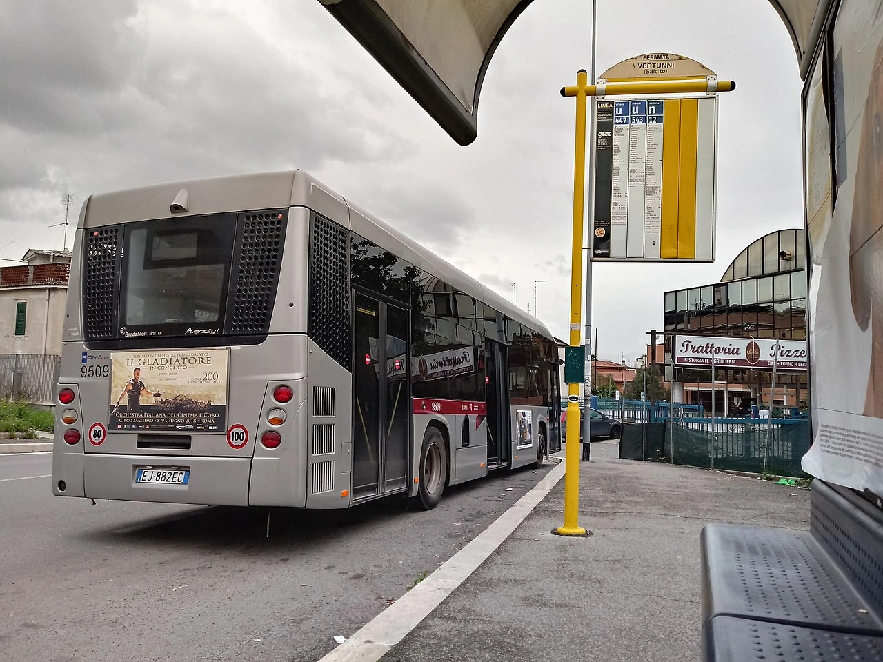 Otobüs durağı