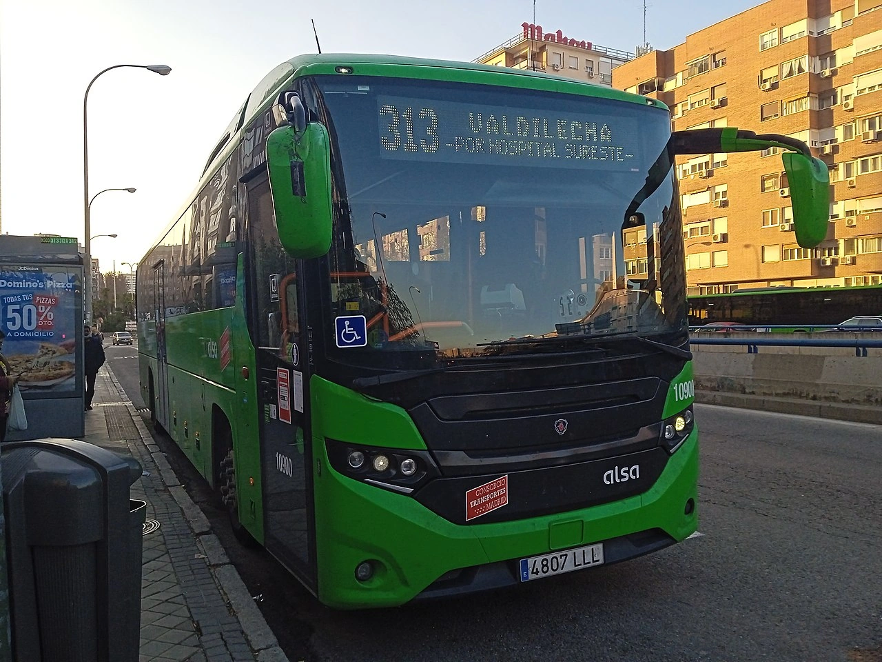 Bus
