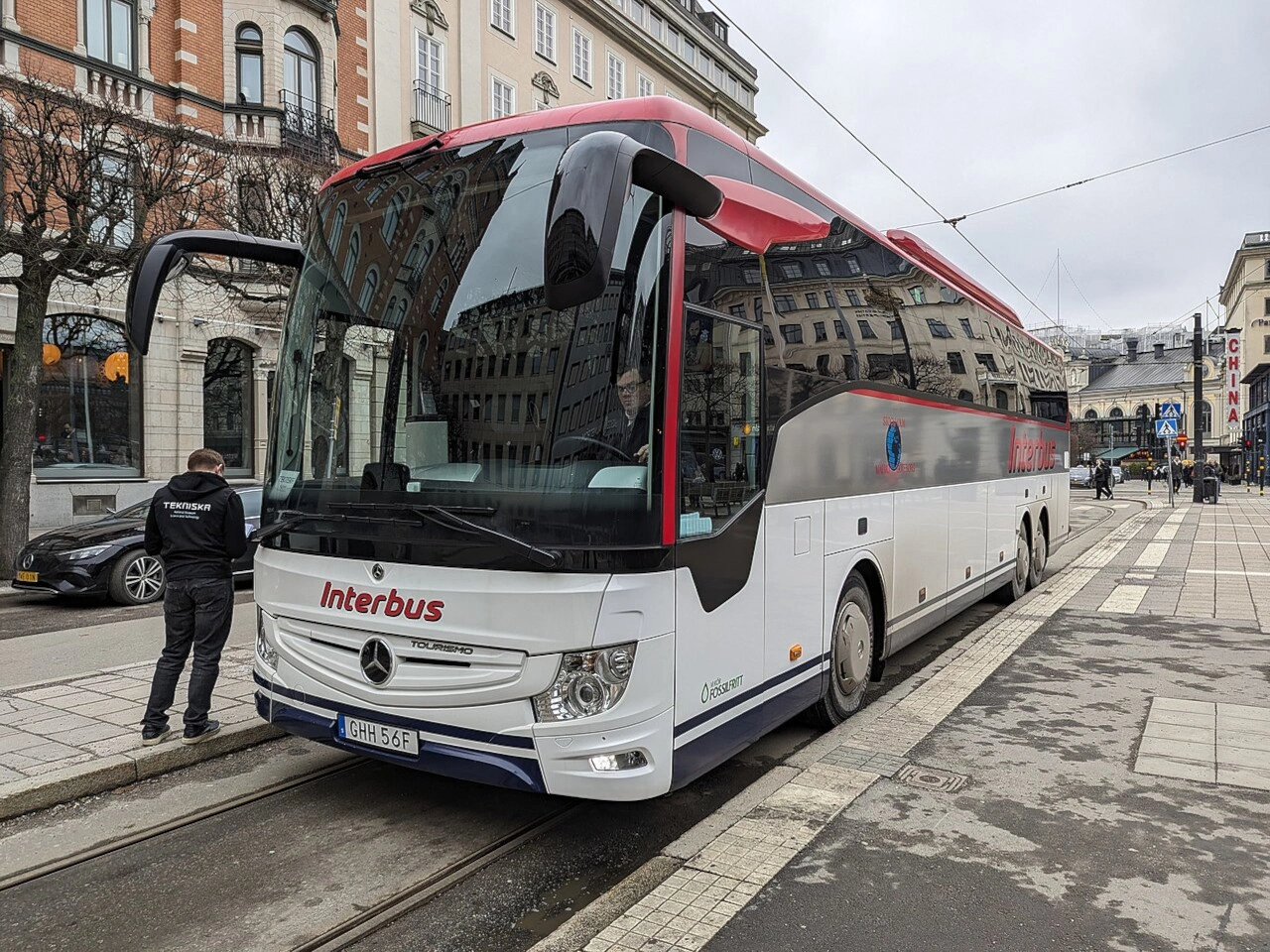 Bus