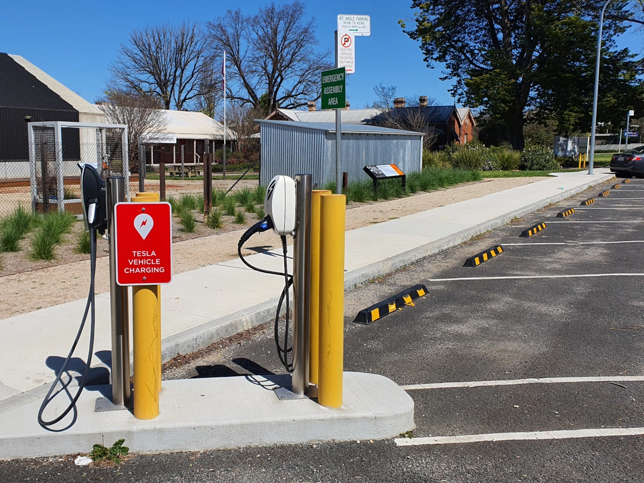 Charging station