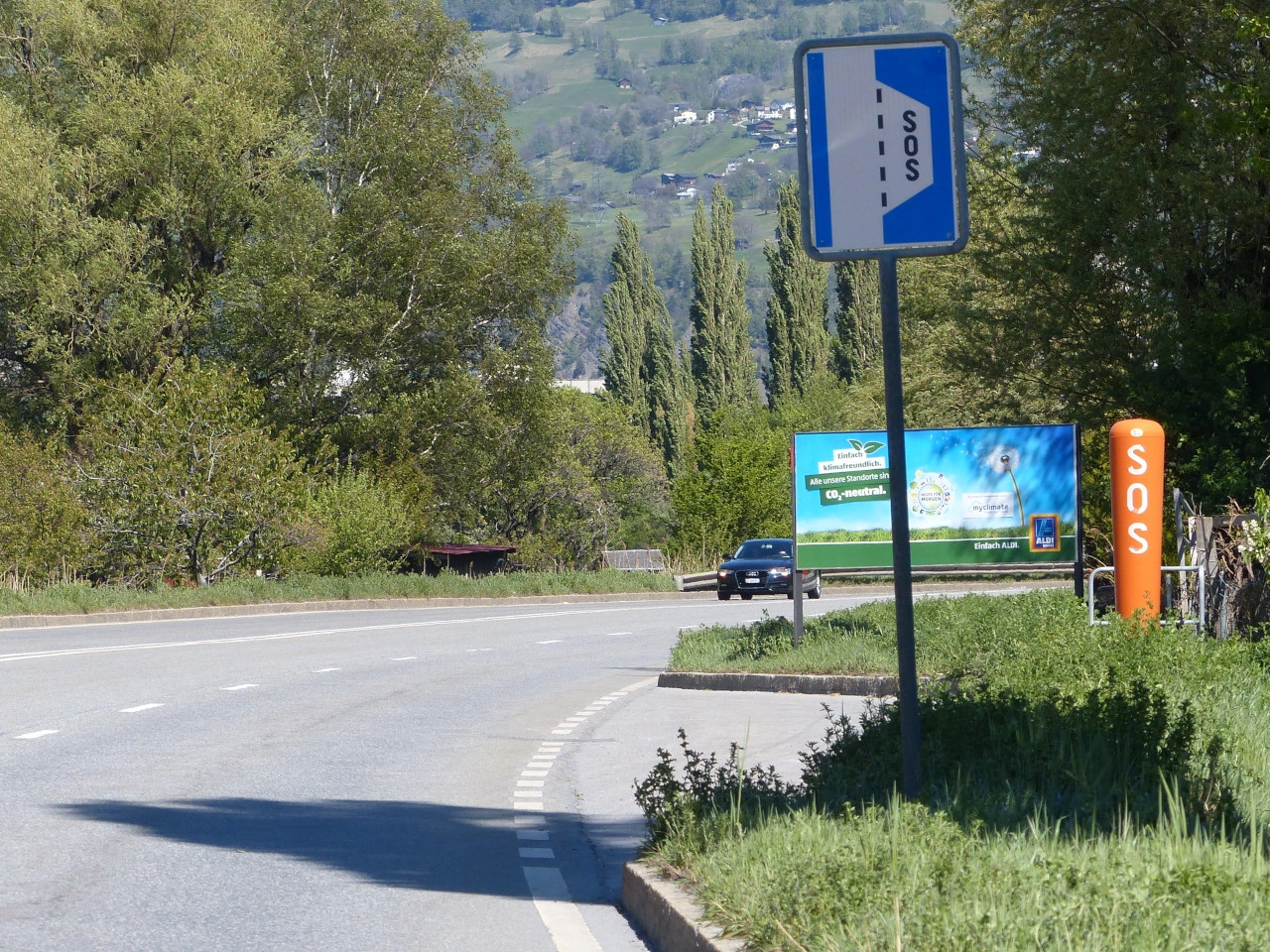 Acil durum telefonu