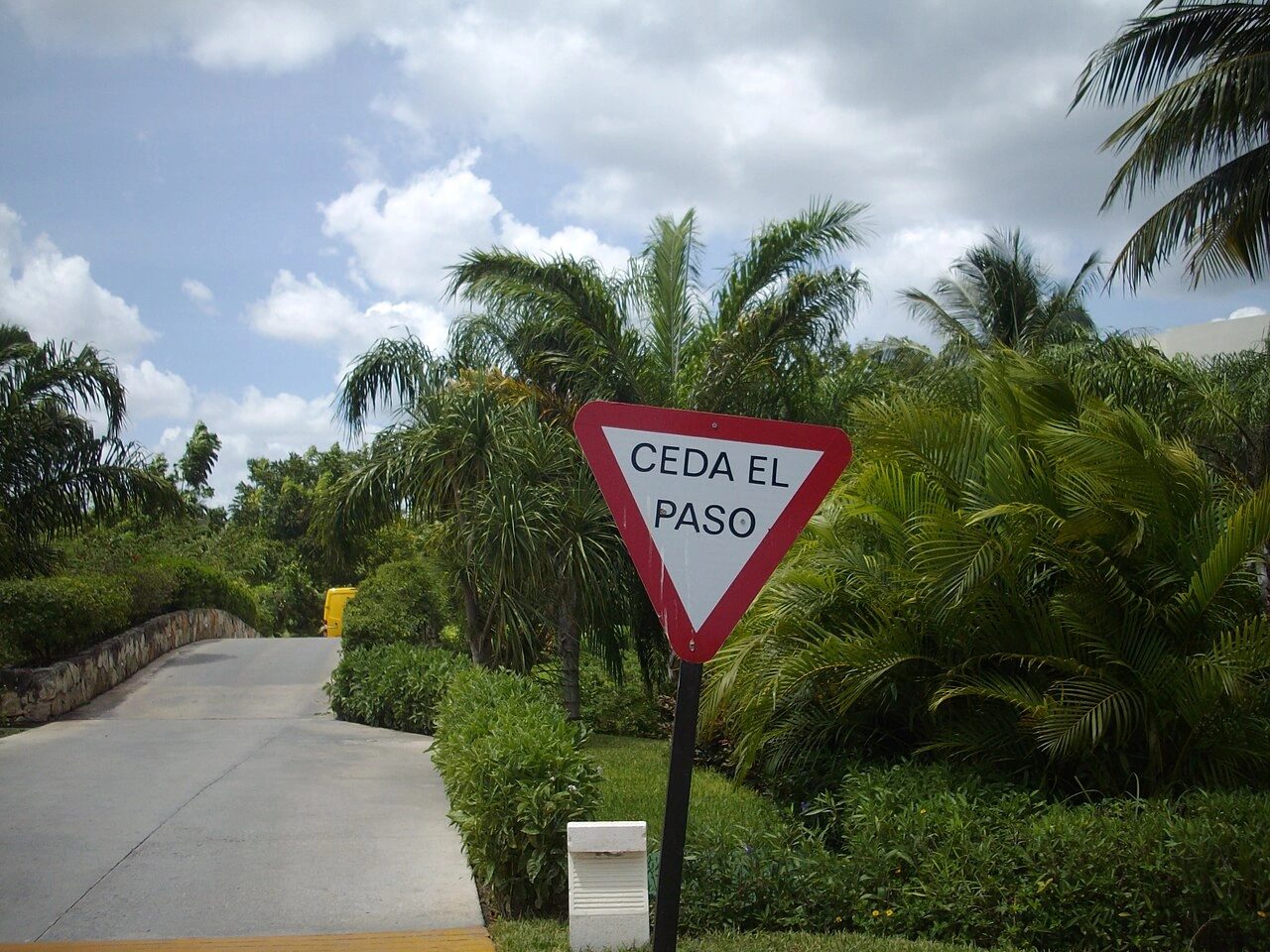 Give way