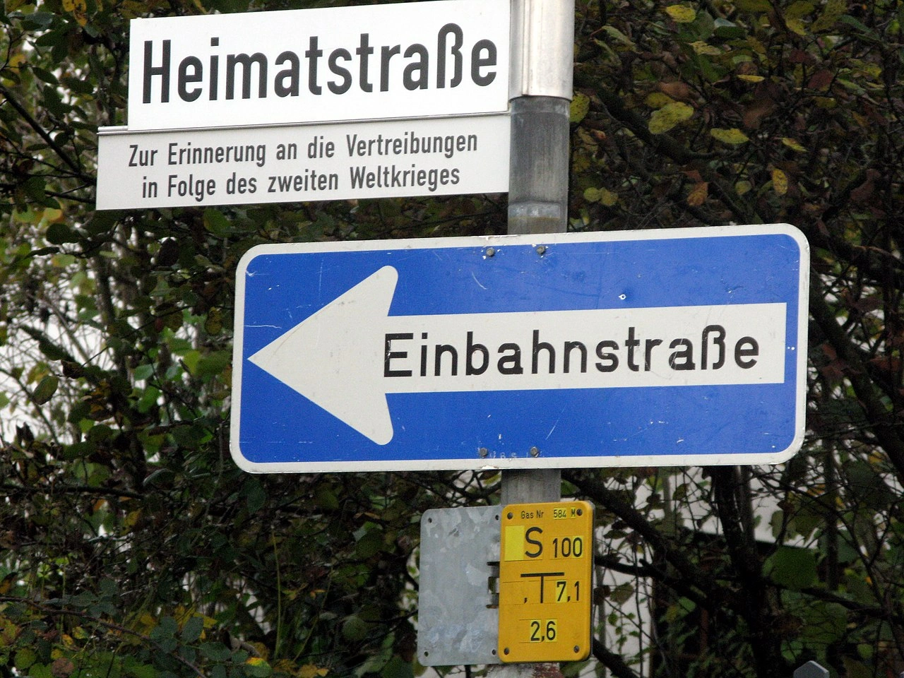 One-way traffic