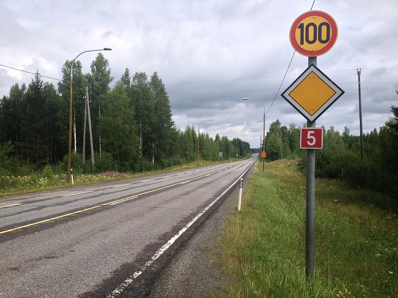 Priority road