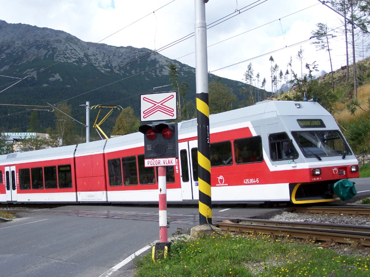 Railway crossing