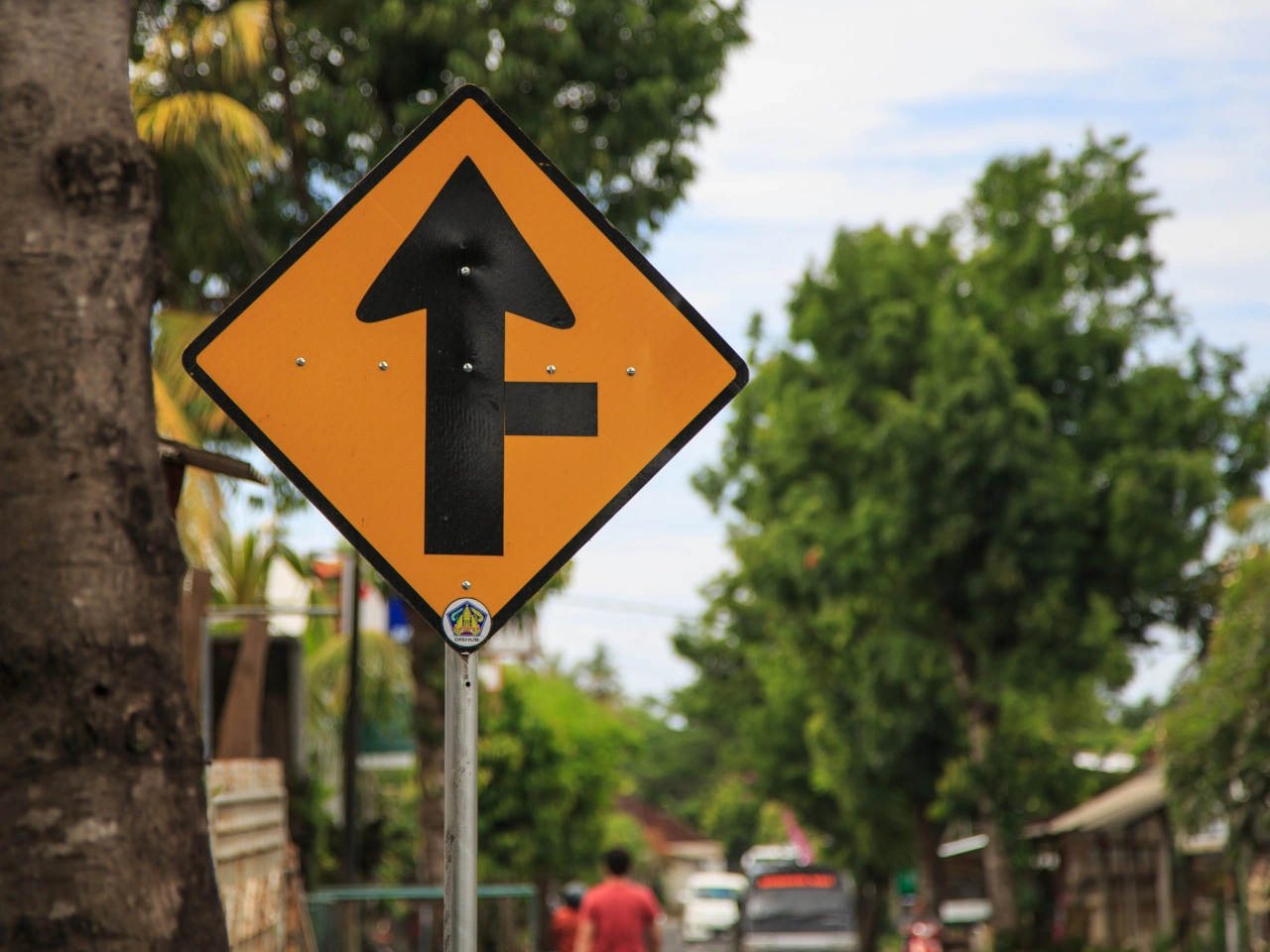 Priority at the next junction