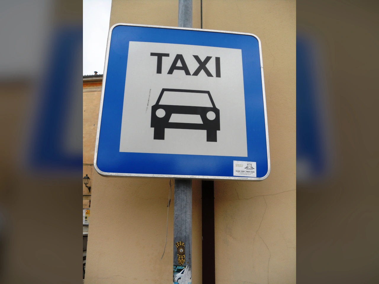 Taxi