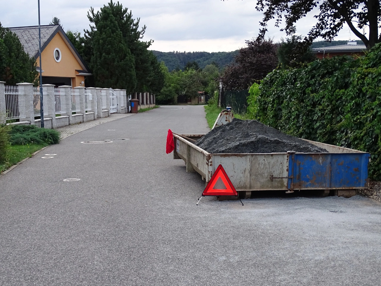 Warning triangle