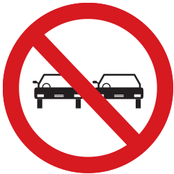 Überholen verboten.