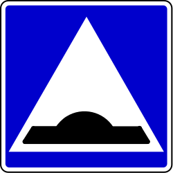 Fahrbahnschwelle.