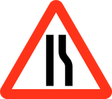 Sağdan yol daralması uyarısı.