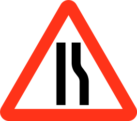 Sağdan yol daralması uyarısı.