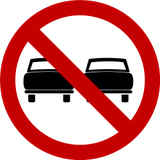 Überholen verboten.
