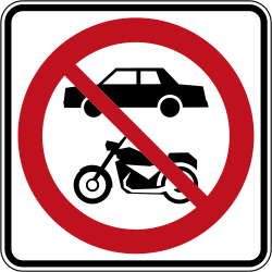 Motorräder und Pkw verboten.