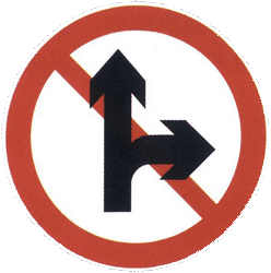 Prohibido seguir de frente o girar a la derecha.