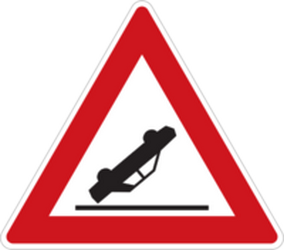 Warnung vor Unfallstelle.