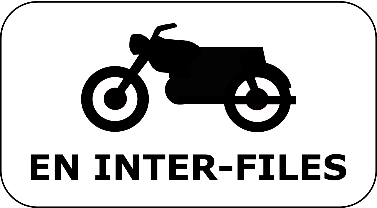 Für Motorräder im Stau.
