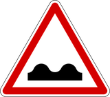 悪路に注意。