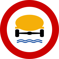 Vehicles carrying water-polluting substances prohibited.