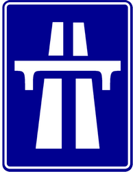 Beginn einer Autobahn.