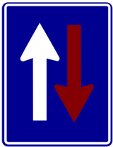 Fahrbahnverengung, Gegenverkehr muss warten.