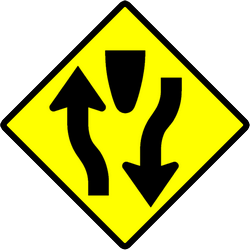 Warnung vor geteilter Fahrbahn.