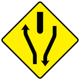 分離道路開始に注意。