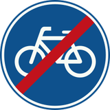 Fim de via obrigatória para ciclistas.