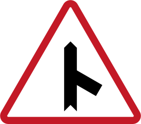 Warning for merging traffic from the right.