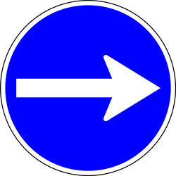 Rechts fahren vorgeschrieben.