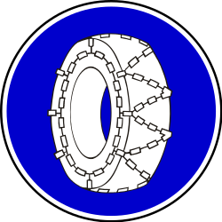 Correntes para neve obrigatórias.