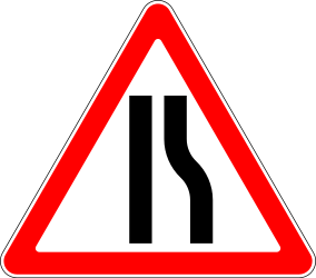 Warnung vor Fahrbahnverengung rechts.