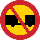 Lastwagen mit Anhänger verboten.