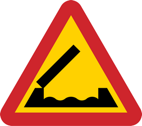 Warnung vor einer beweglichen Brücke.