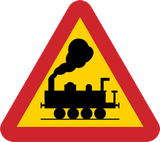 Warnung vor Bahnübergang ohne Schranken.