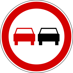 Overtaking prohibited.