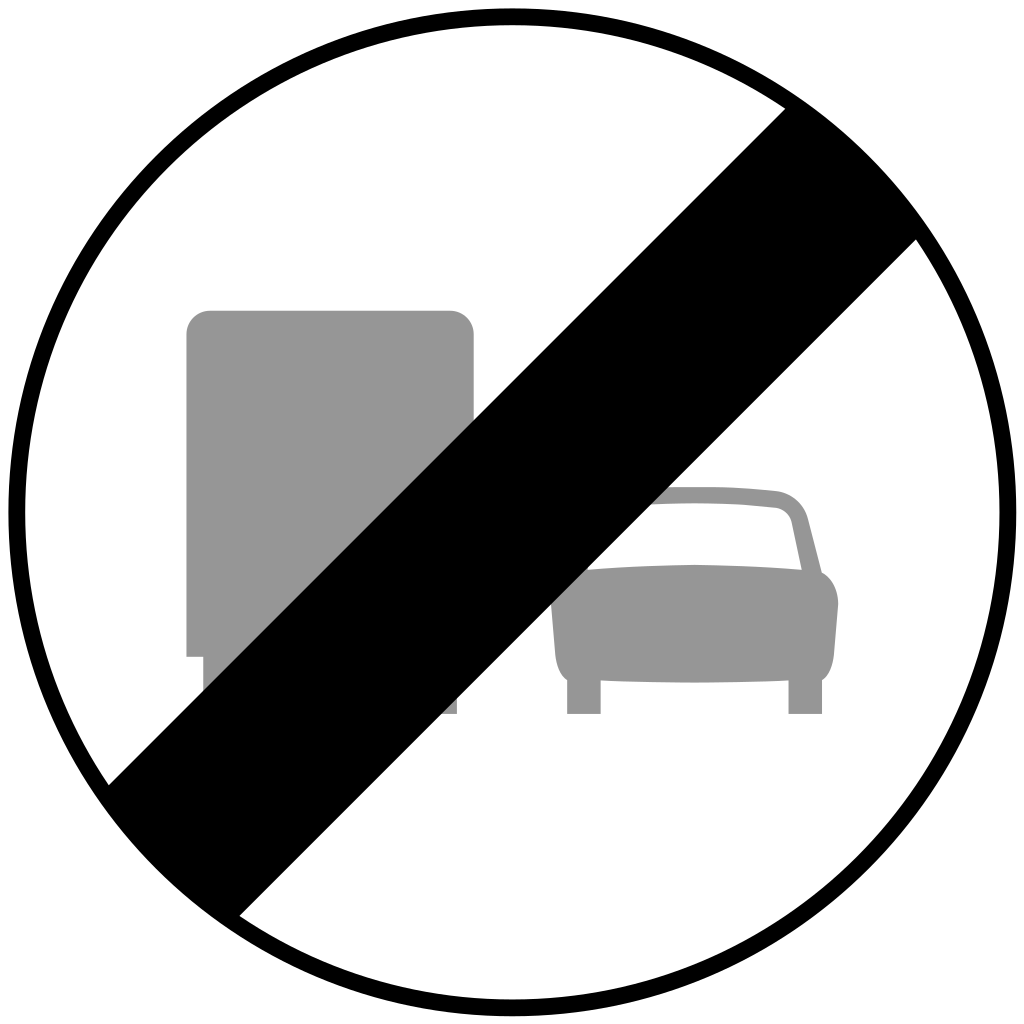 Fin de prohibición de adelantar para camiones.