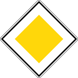 Beginn einer Vorfahrtstraße.