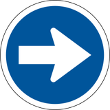 Rechts fahren vorgeschrieben.