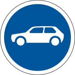 Vorgeschriebener Fahrstreifen für Pkw.