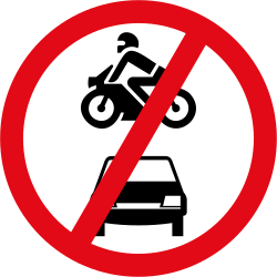 Motorräder und Pkw verboten.