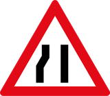 Warnung vor Fahrbahnverengung links.